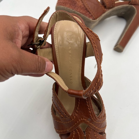 LC Lauren Conrad Brown Strappy Open-Toe Heeled Sandals –see measurement - Picture 8 of 9